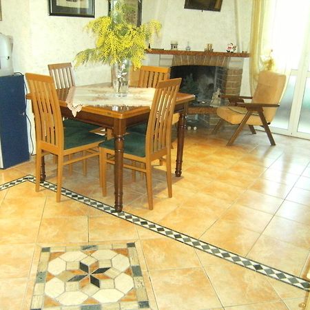 Emily Bed and Breakfast Stroncone Εξωτερικό φωτογραφία